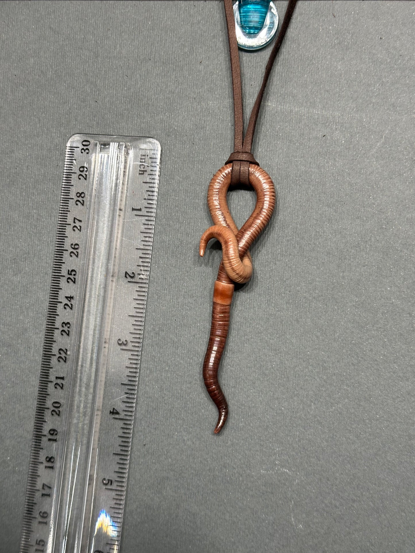 Jerwormy - Worm Pendant 20