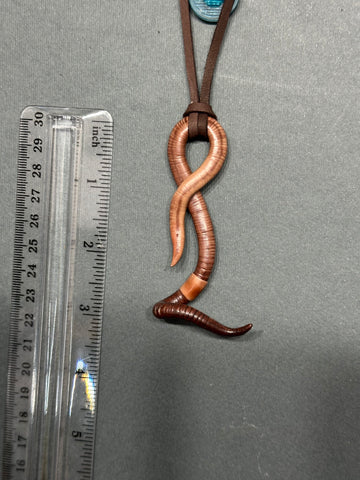Edworm Cullen - Worm Pendant 36