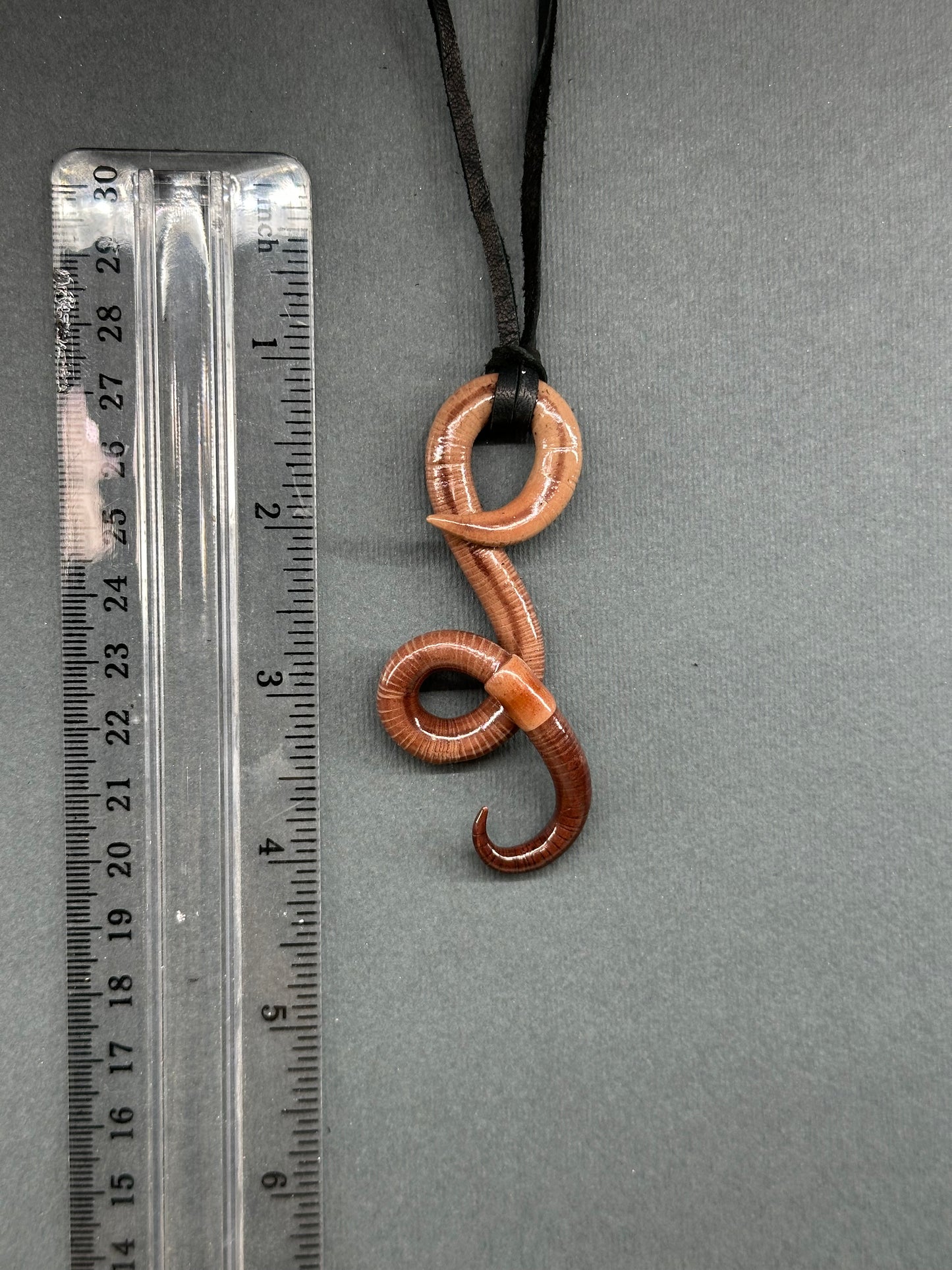 Kyle - Worm Pendant 4