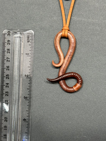 Squiggolas Cage - Worm Pendant 41