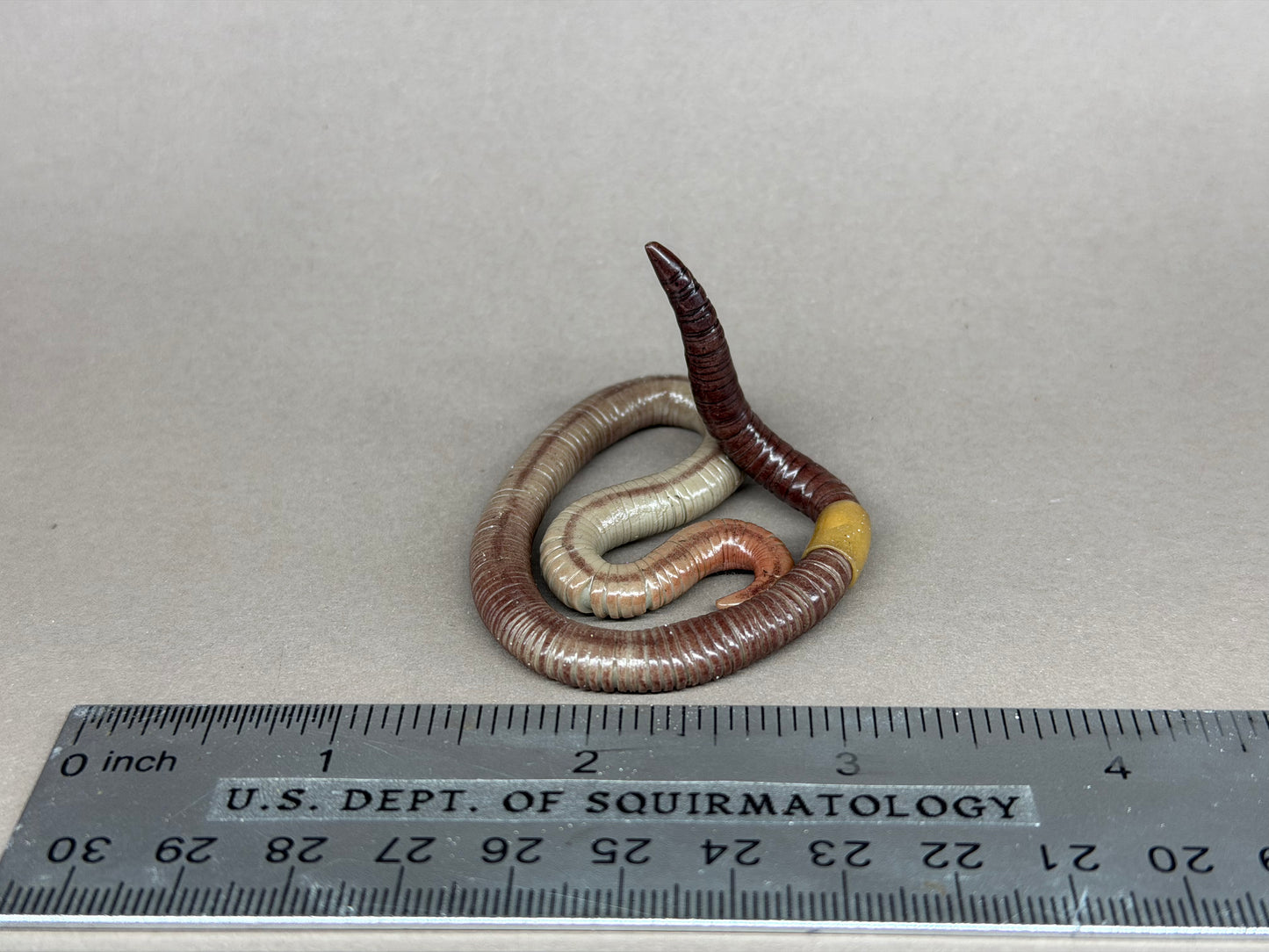 Gandalf the Brown - Worm Figurine/Ring Holder 43