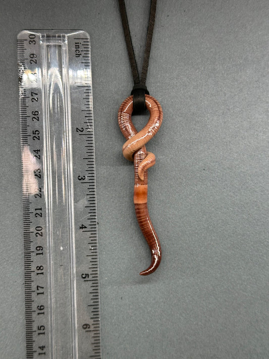Squiggward - Worm Pendant 10