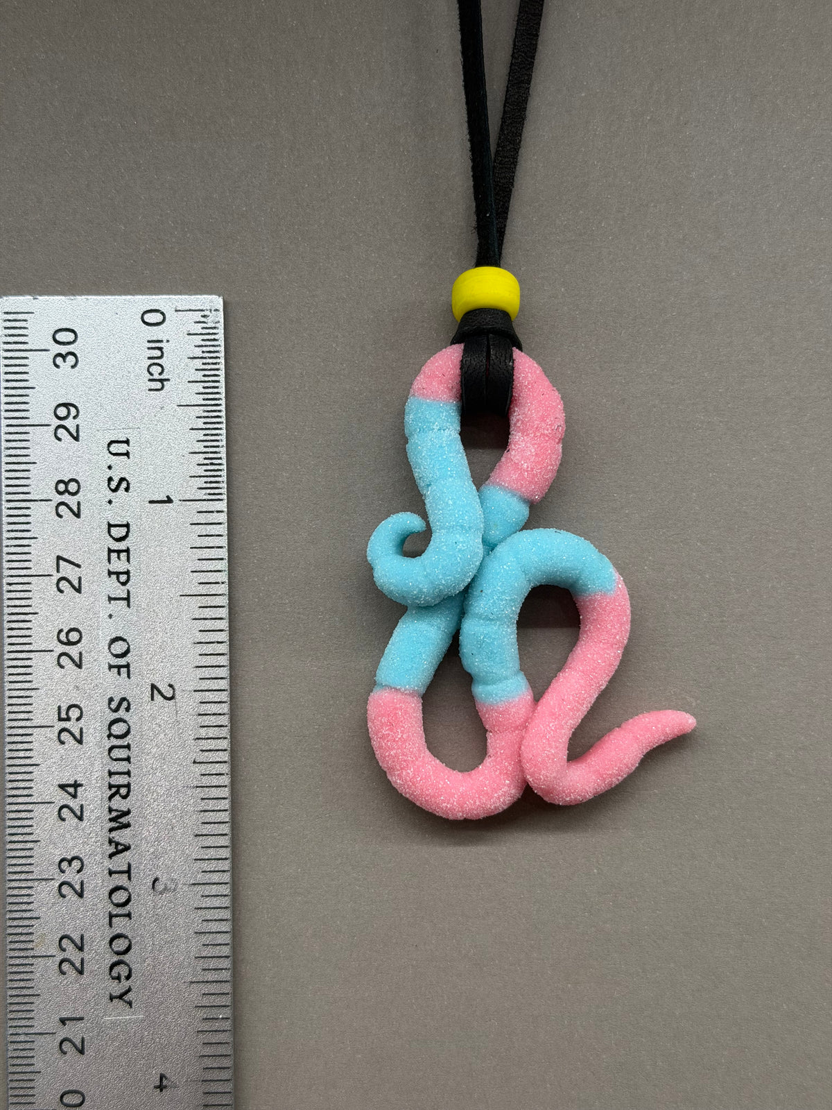 TITWOAK - Gummy Worm Pendant 22