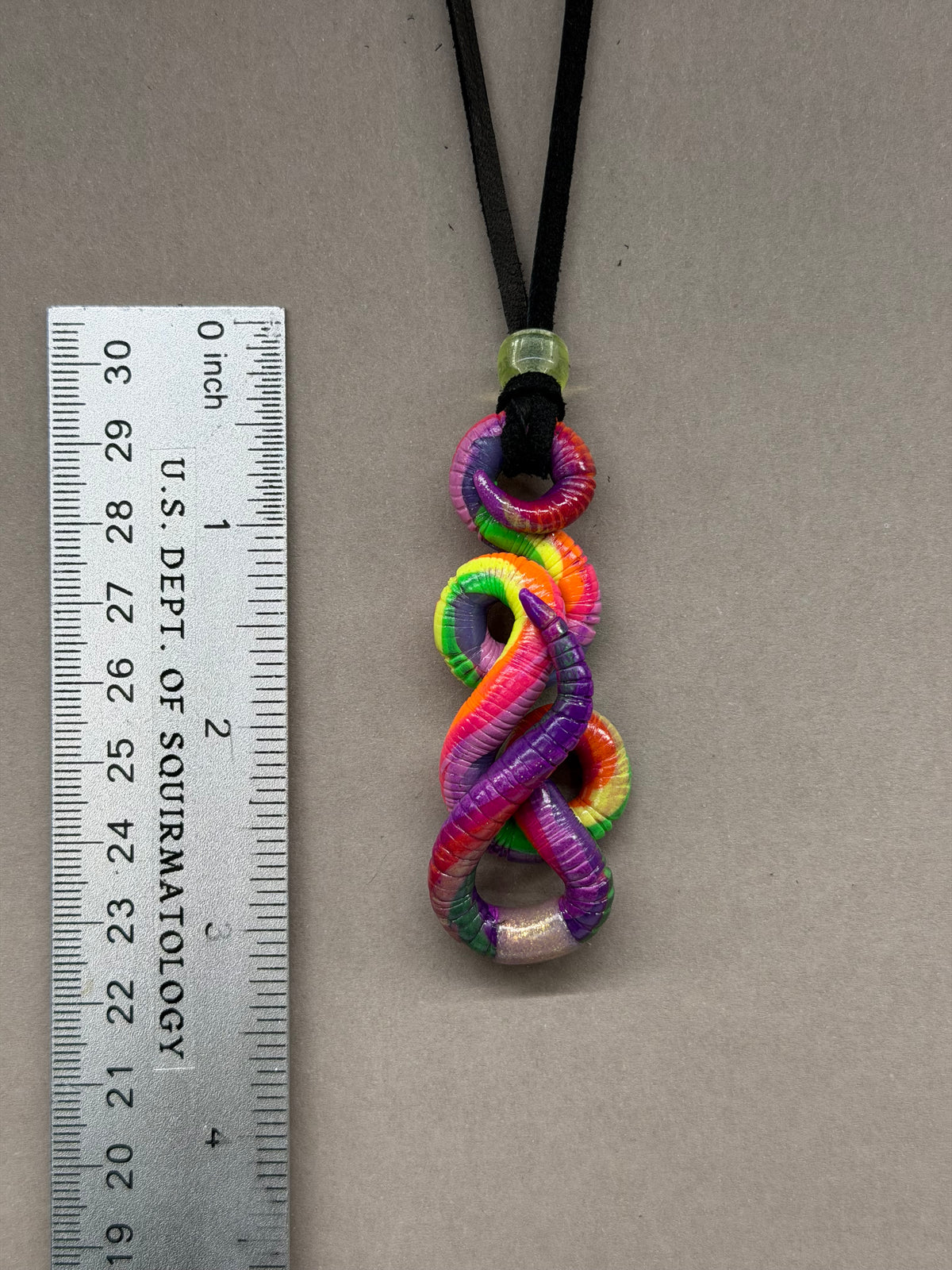 Sigwormy Weaver - Neon Worm Pendant 7