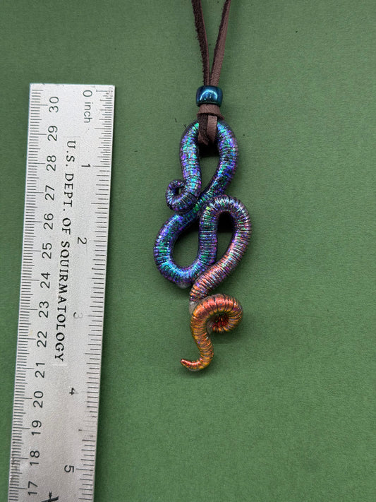Worma Jean - Squirmaid Worm Pendant 80