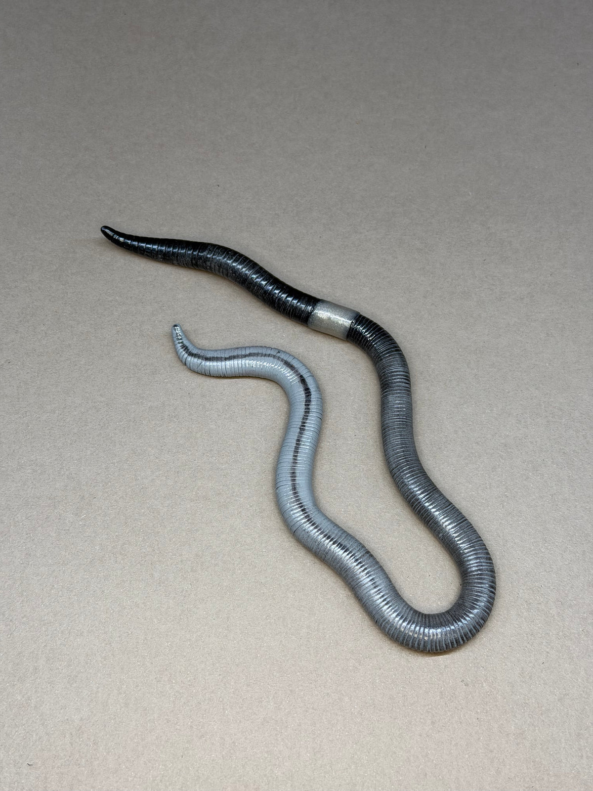 S’getty Bloop - Big Freaking Worm Figurine 8