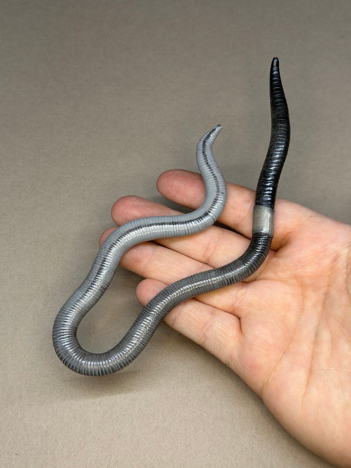 S’getty Bloop - Big Freaking Worm Figurine 8