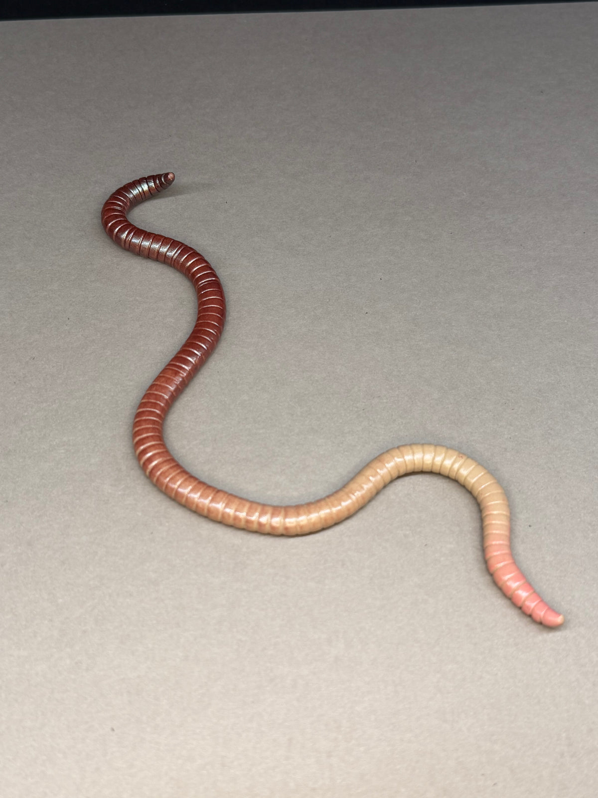 Giblet - CUTIE CRAWLER STYLE Big Freaking Worm Figurine 9