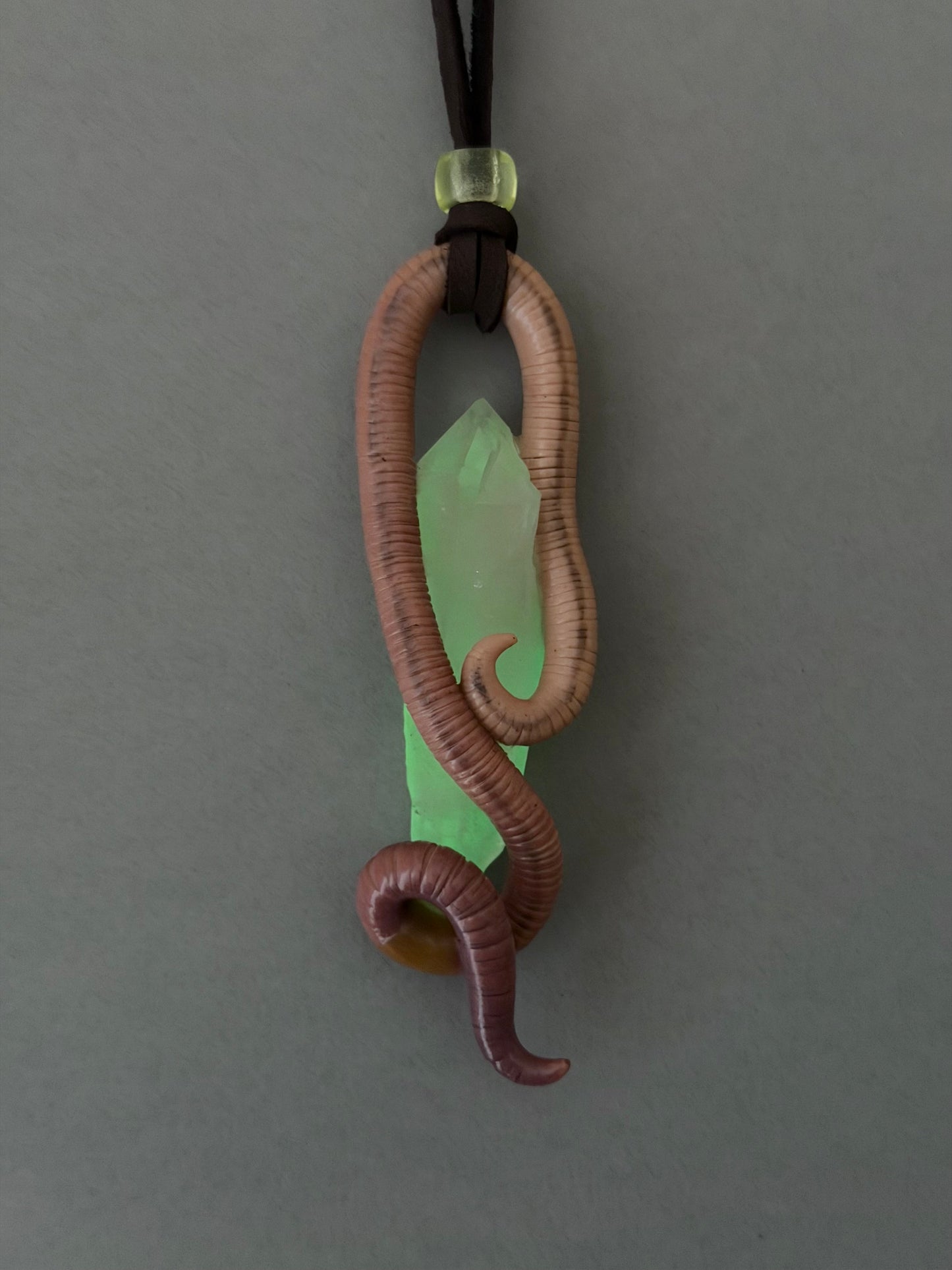 Aragworm Elessquirm, Heir of Isildworm, King of Gondworm and Wormnor - Quartz Point Worm Pendant 107