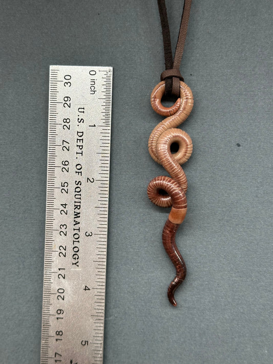 Jerwormy - Worm Pendant 20