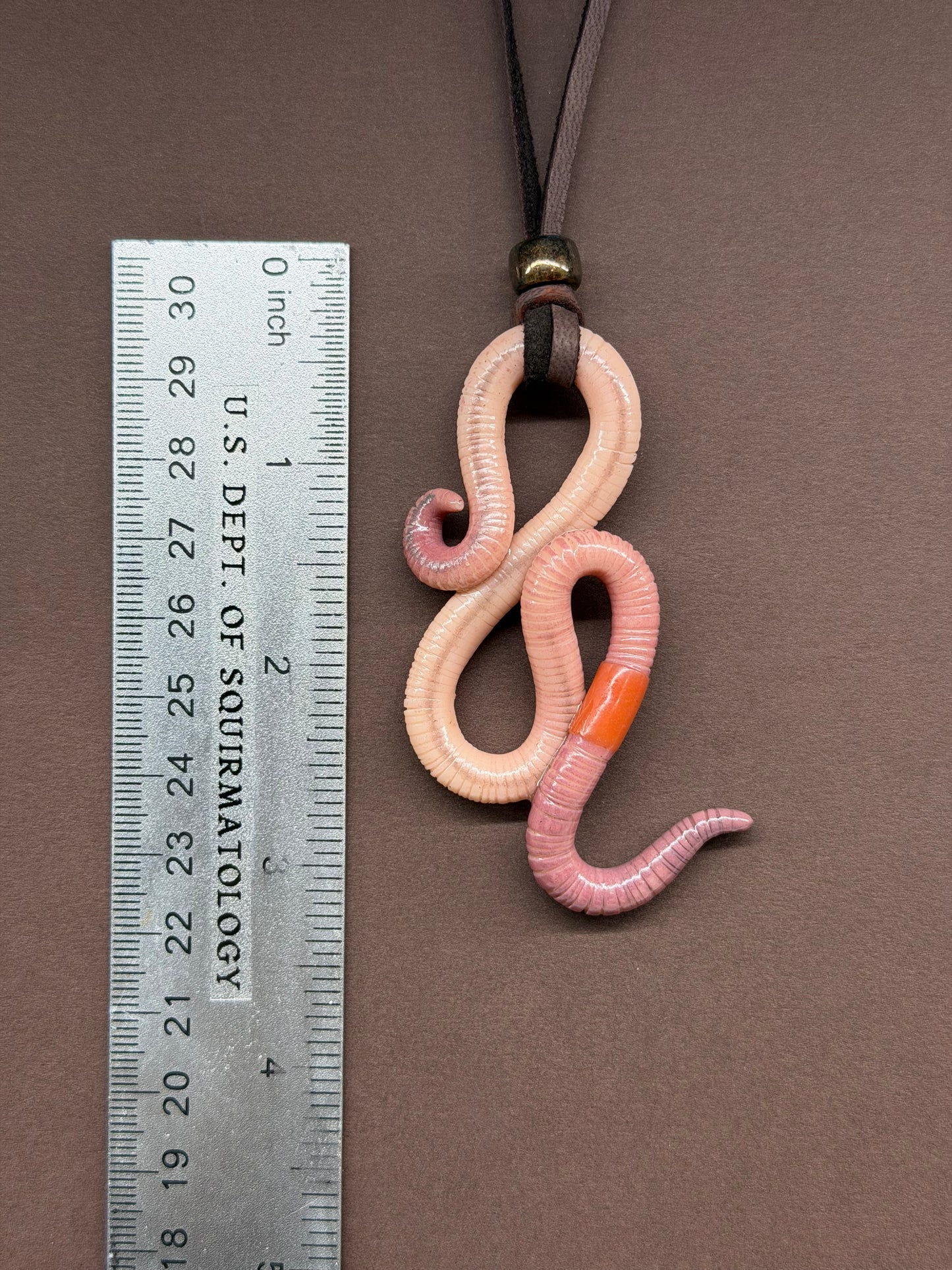 Wormilyn Monroe - Classic Crawler Worm Pendant 17