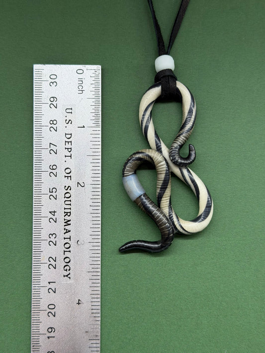 Worma Jean - Worm Pendant 80