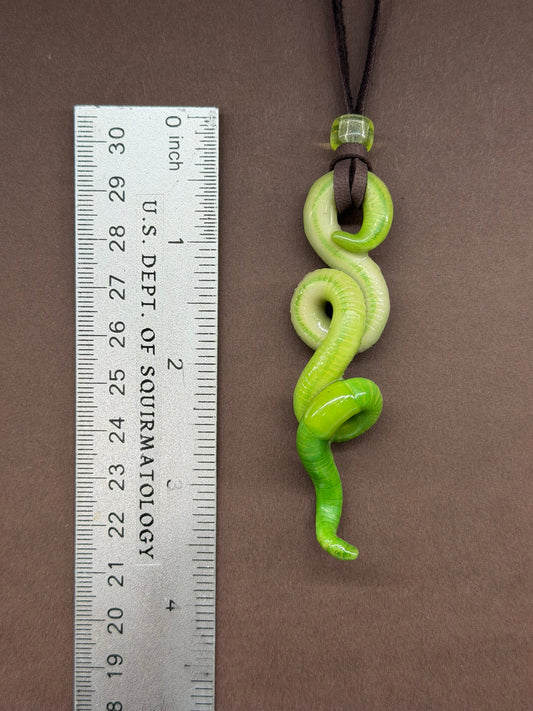 Ender Squiggin - Glow in the Dark w/ Uranium Glass Bead Worm Pendant 57